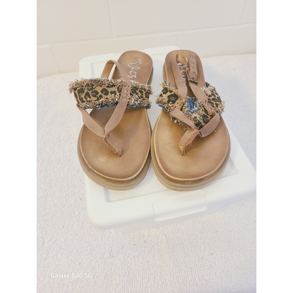 Very G Women's Tan Leopard Print Trim‎ Thong Sandals Flat Comfort Size 9
